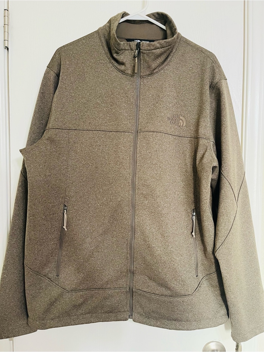 The North Face Men's Olive Green Full-Zip Jacket